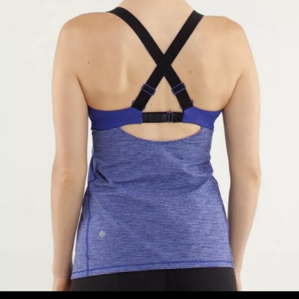 Lululemon top - Picture 2 of 15
